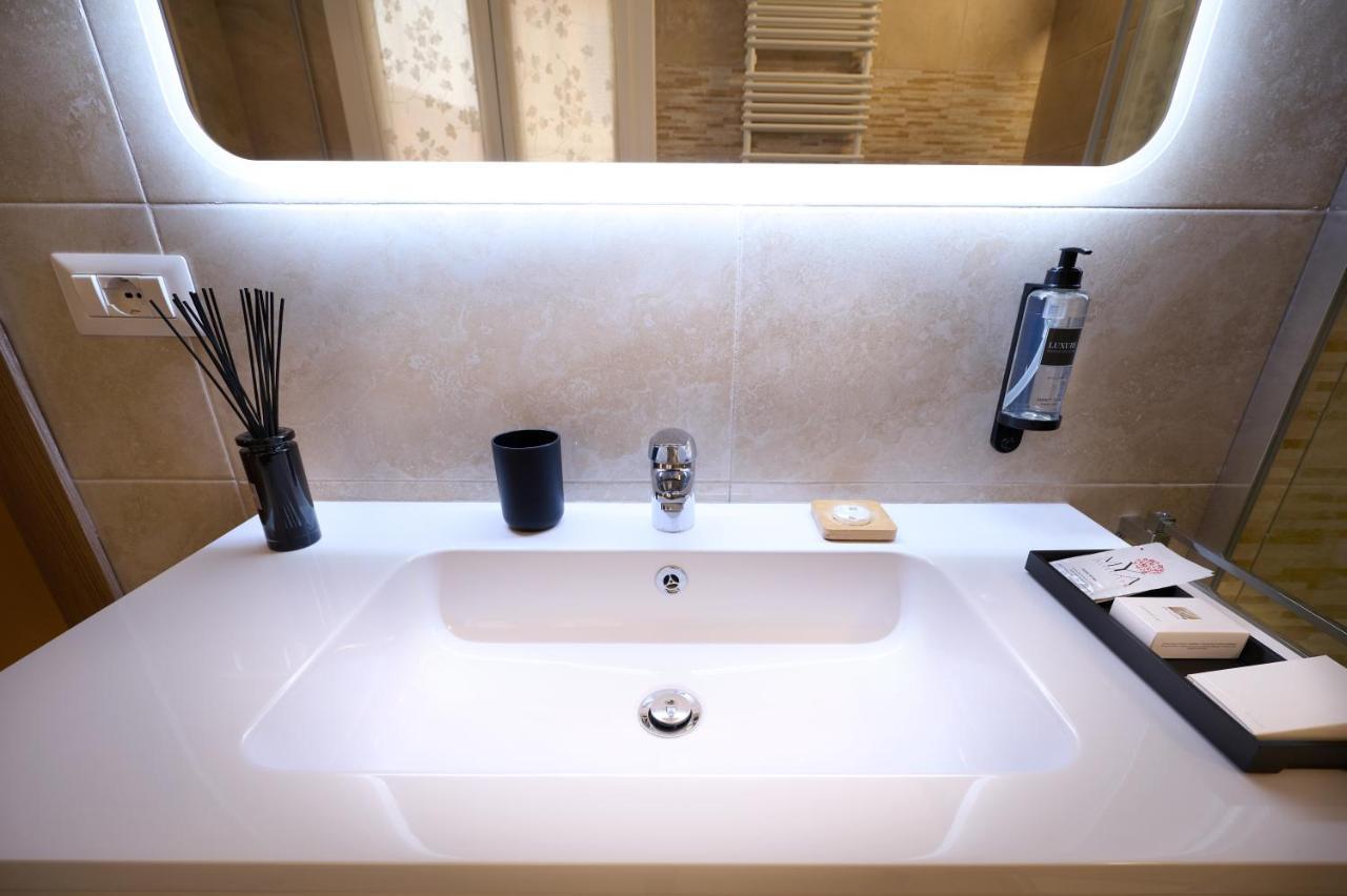 D'Azeglio 62 Luxury Rooms Bologna Exterior foto